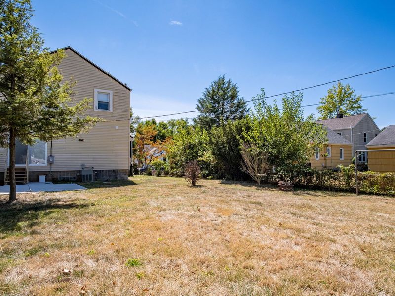 578 E Tulane Road , Columbus, OH 43202 Photo 24