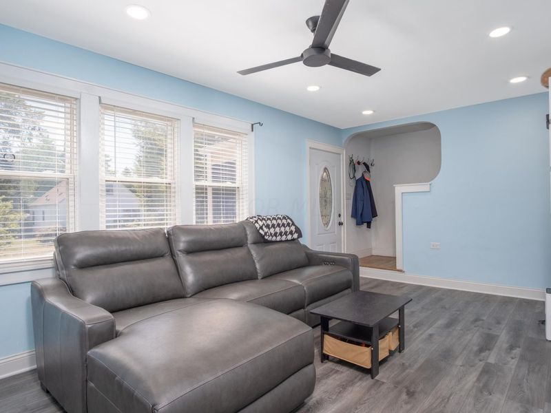 578 E Tulane Road , Columbus, OH 43202 Photo 5