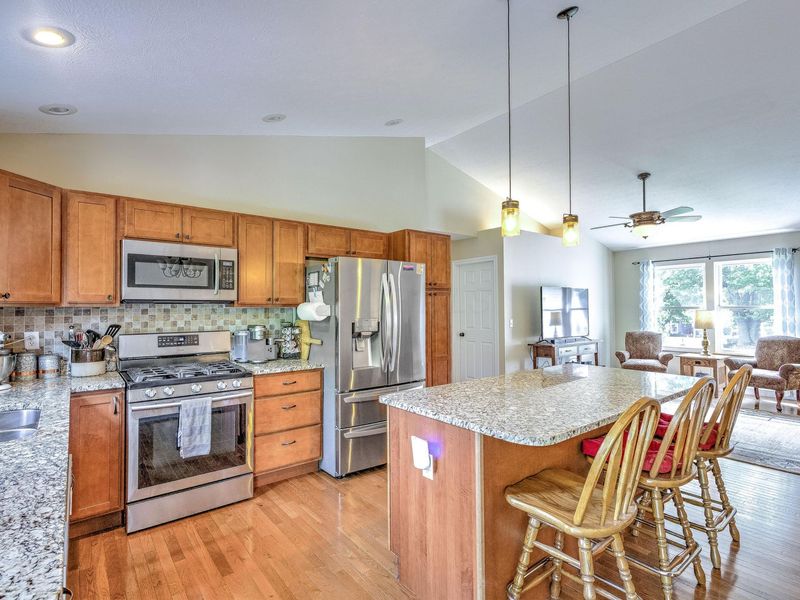 3806 Apple Valley Drive , Howard, OH 43028 Photo 10