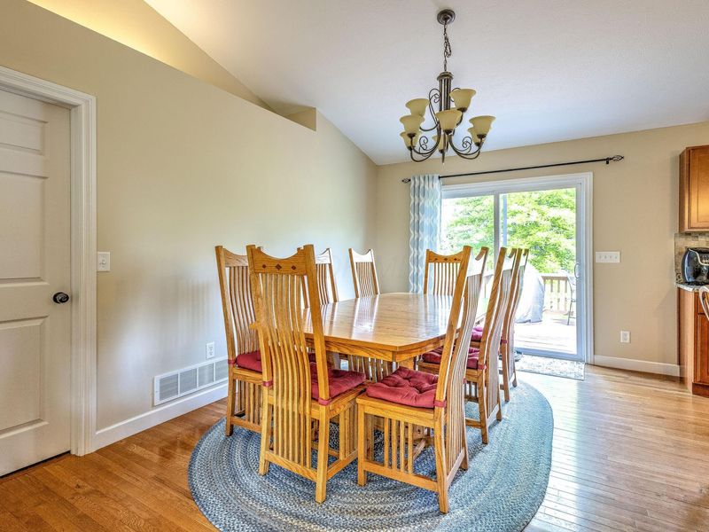 3806 Apple Valley Drive , Howard, OH 43028 Photo 12