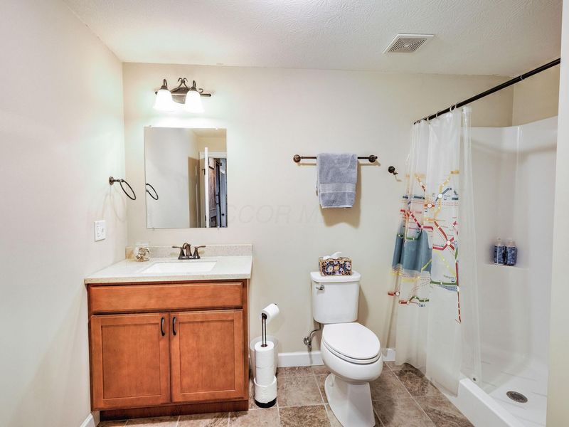 3806 Apple Valley Drive , Howard, OH 43028 Photo 20