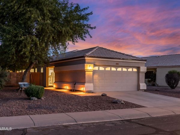 4705 E DESERT WIND Drive, Phoenix, AZ 85044