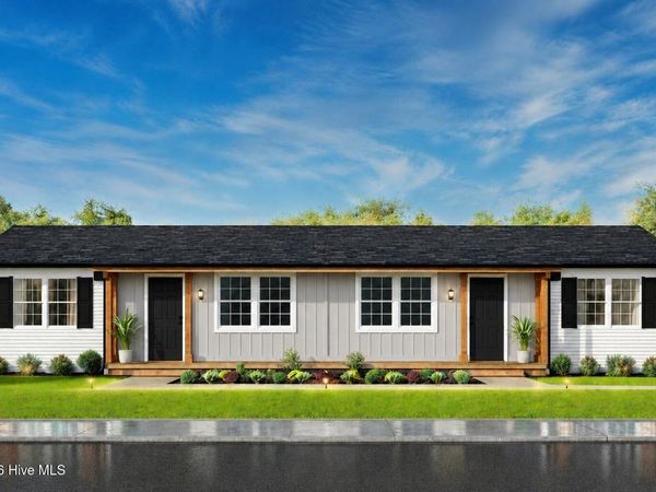 406 Foxtrace Lane, Unit A&B, Hubert, NC 28539