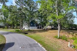 265 Castle Hill Drive photo 4