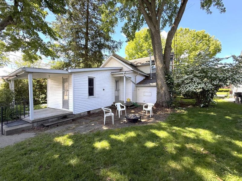 444 Clinton Street, Elmore, OH 43449 Photo 2