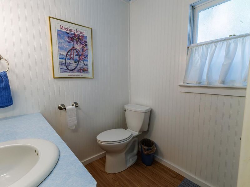428 Cedar, Lakeside, OH 43440 Photo 12
