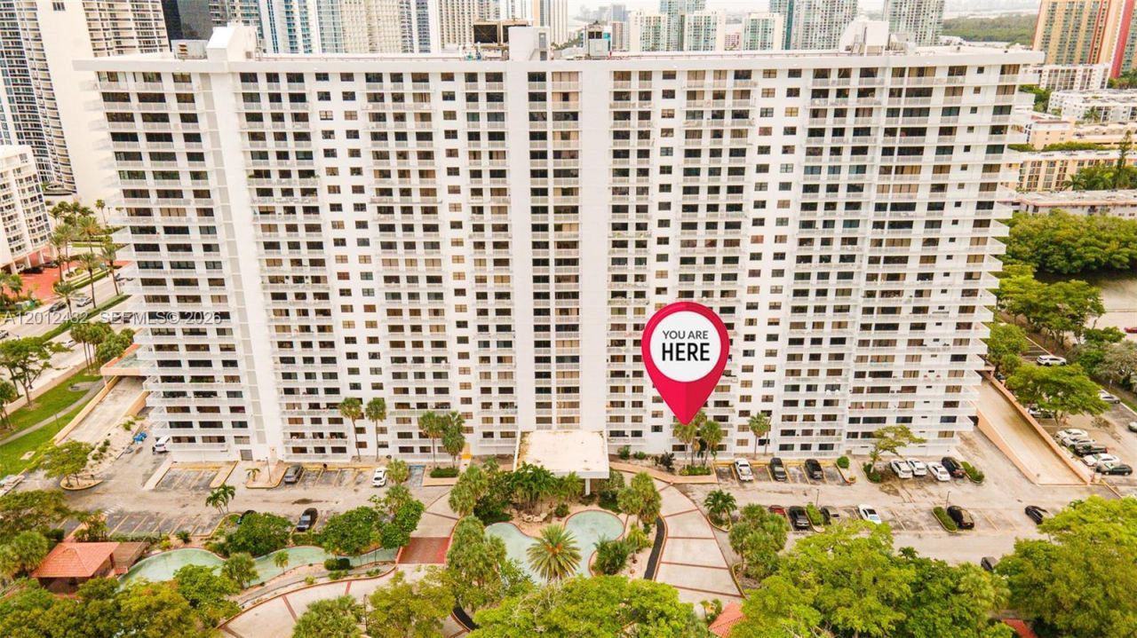 210 174th St , Unit 312, Sunny Isles Beach, FL 33160 Photo