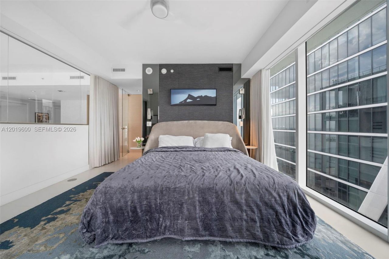 1040 Biscayne Blvd , Unit 4607, Miami, FL 33132 Photo