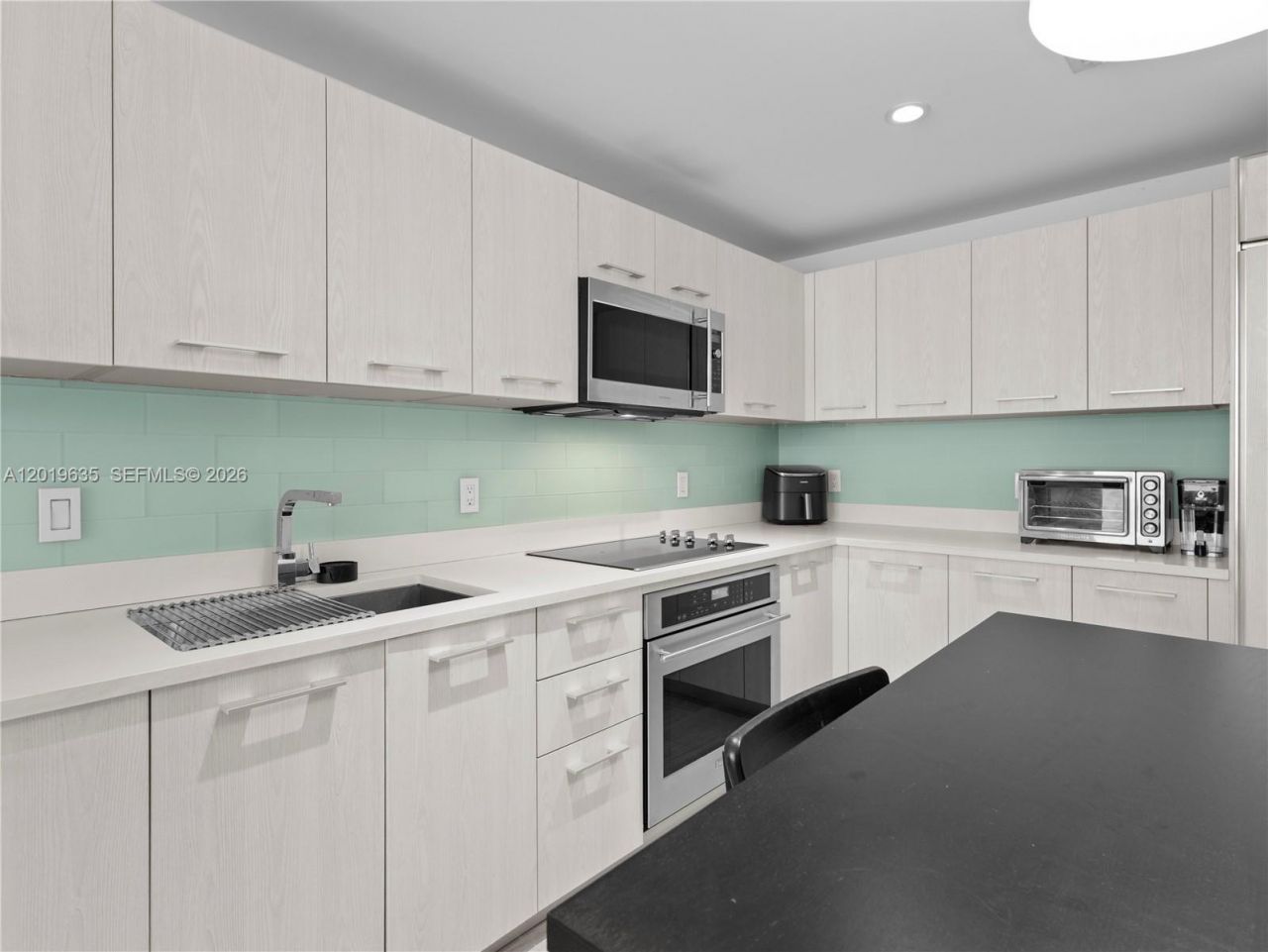 55 SW 9th St , Unit 1810, Miami, FL 33130 Photo