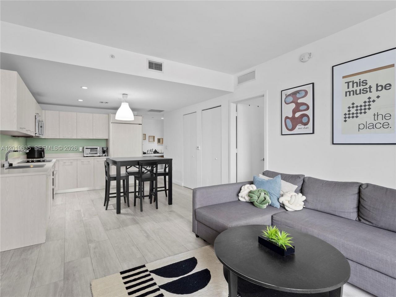 55 SW 9th St , Unit 1810, Miami, FL 33130 Photo