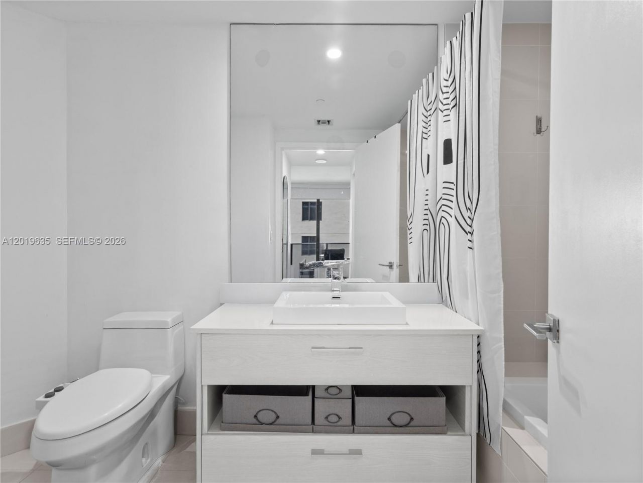 55 SW 9th St , Unit 1810, Miami, FL 33130 Photo