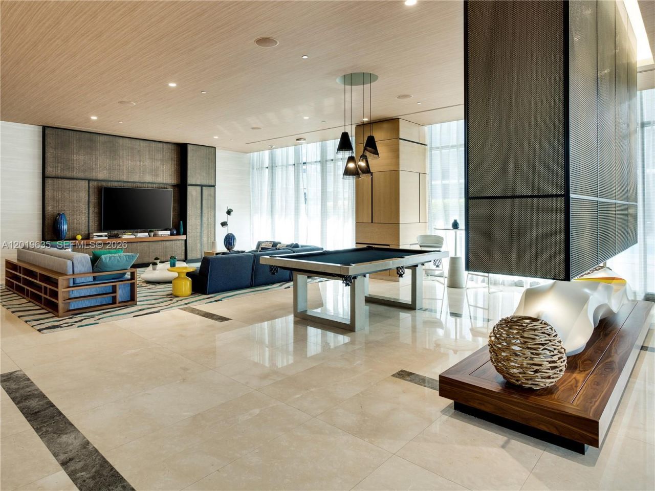 55 SW 9th St , Unit 1810, Miami, FL 33130 Photo