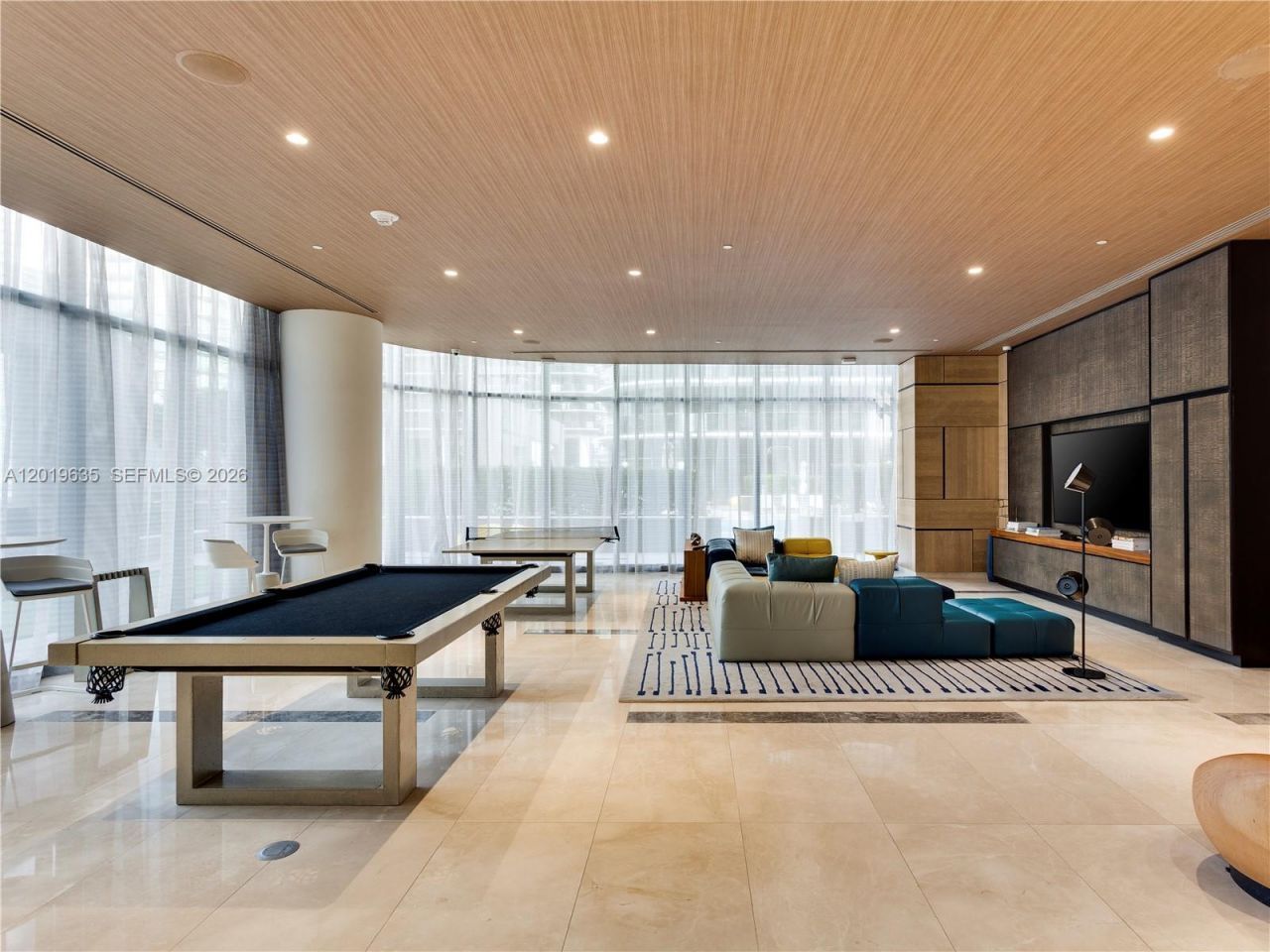 55 SW 9th St , Unit 1810, Miami, FL 33130 Photo