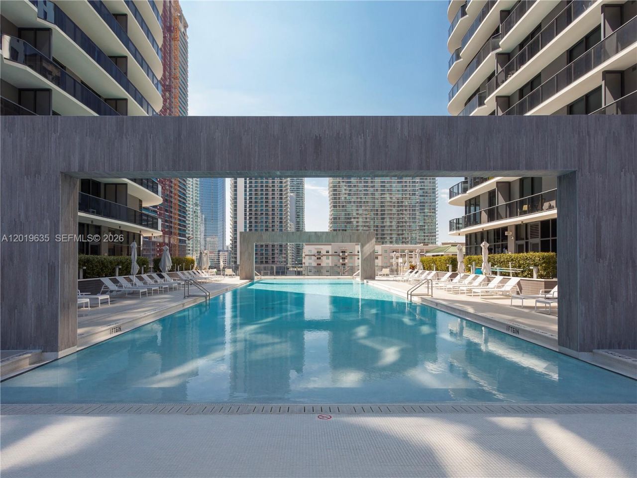 55 SW 9th St , Unit 1810, Miami, FL 33130 Photo