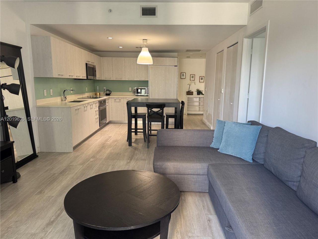 55 SW 9th St , Unit 1810, Miami, FL 33130 Photo