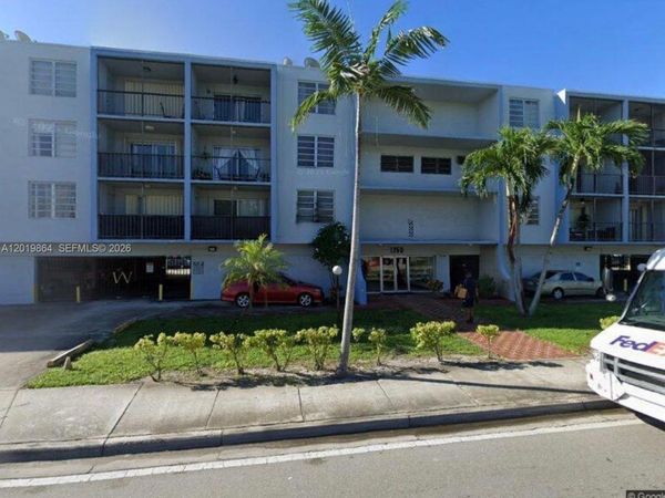 1250 NE 125th St , Unit 317A, North Miami, FL 33161
