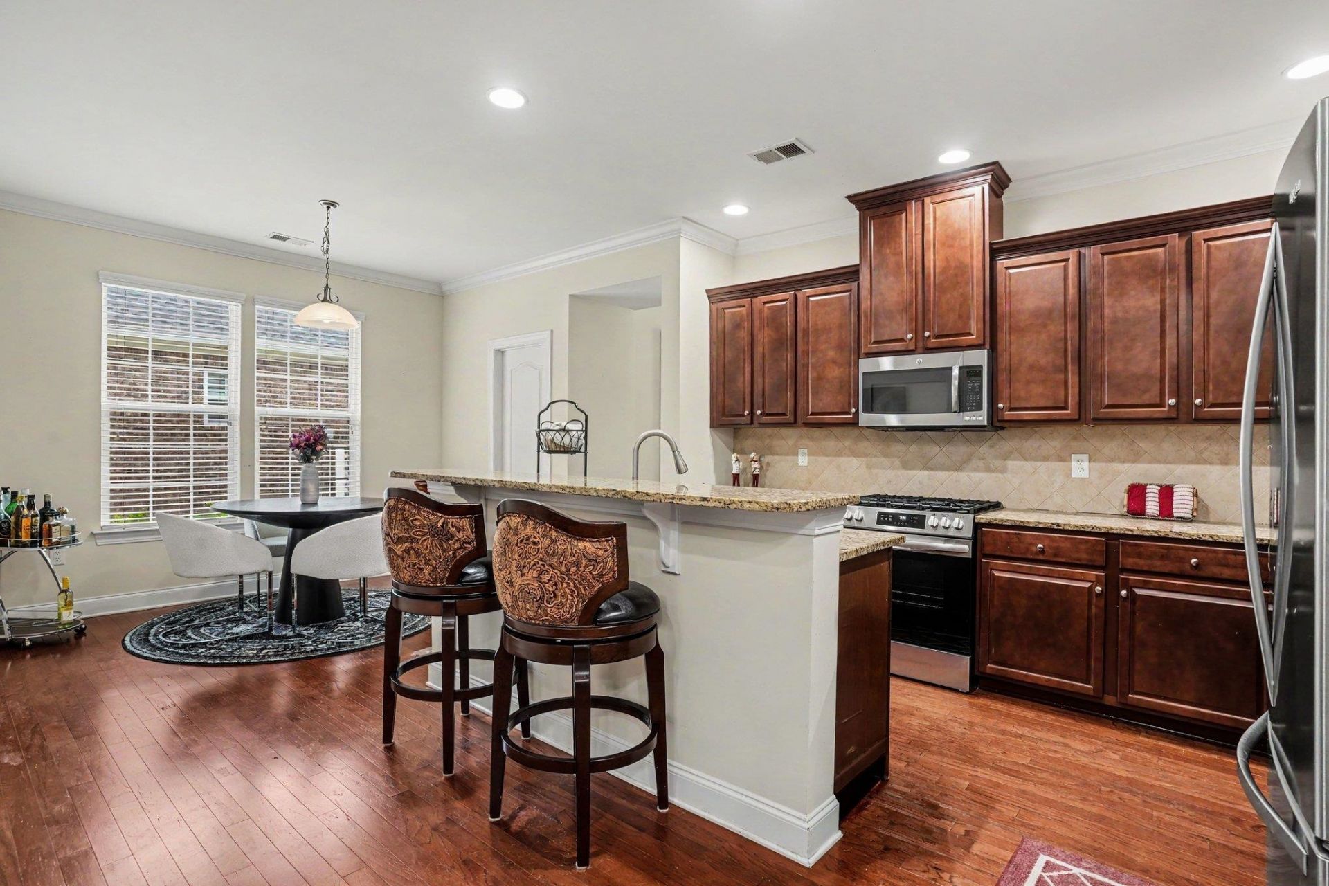 962 Henry James Dr. Photo 10