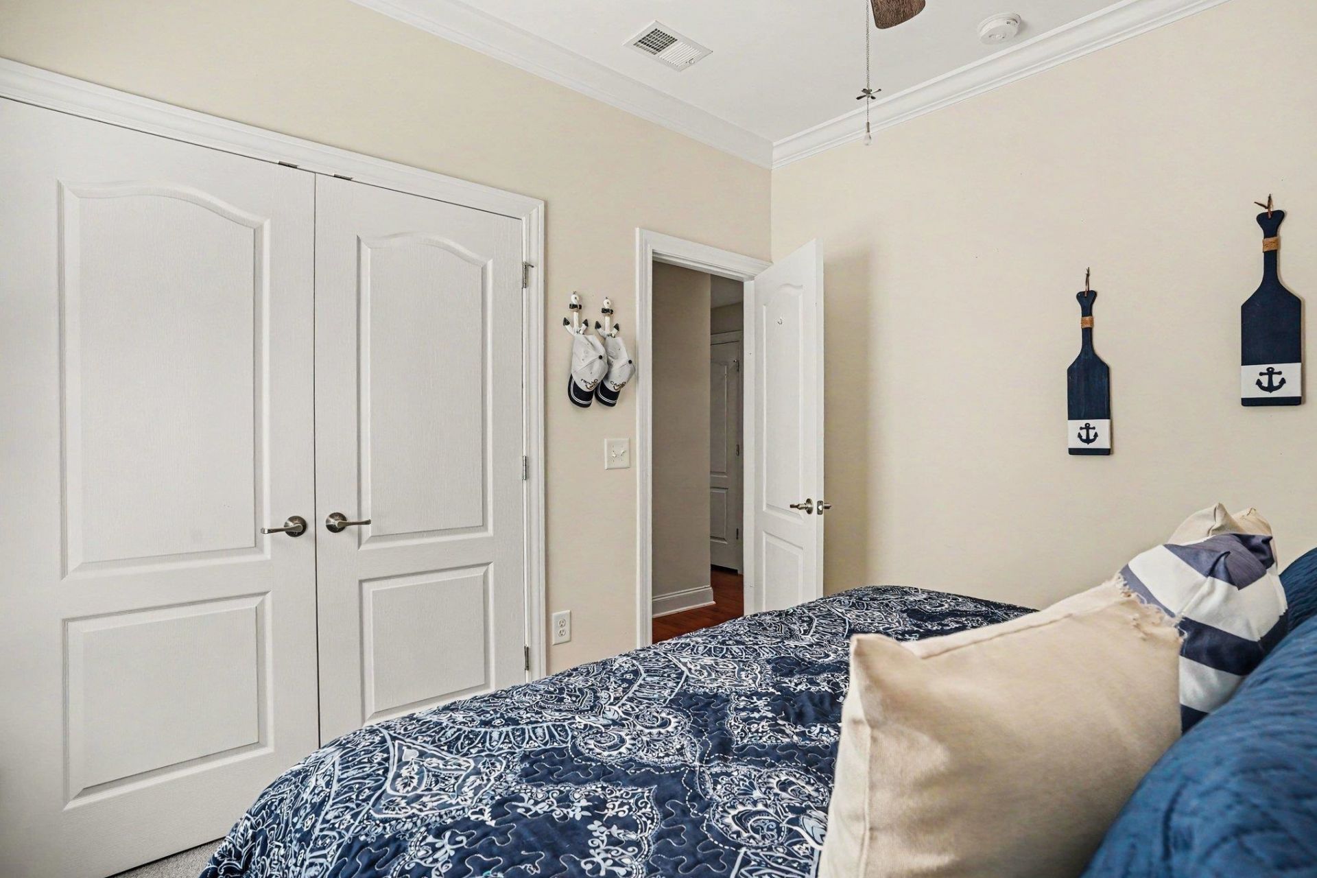 962 Henry James Dr. Photo 21