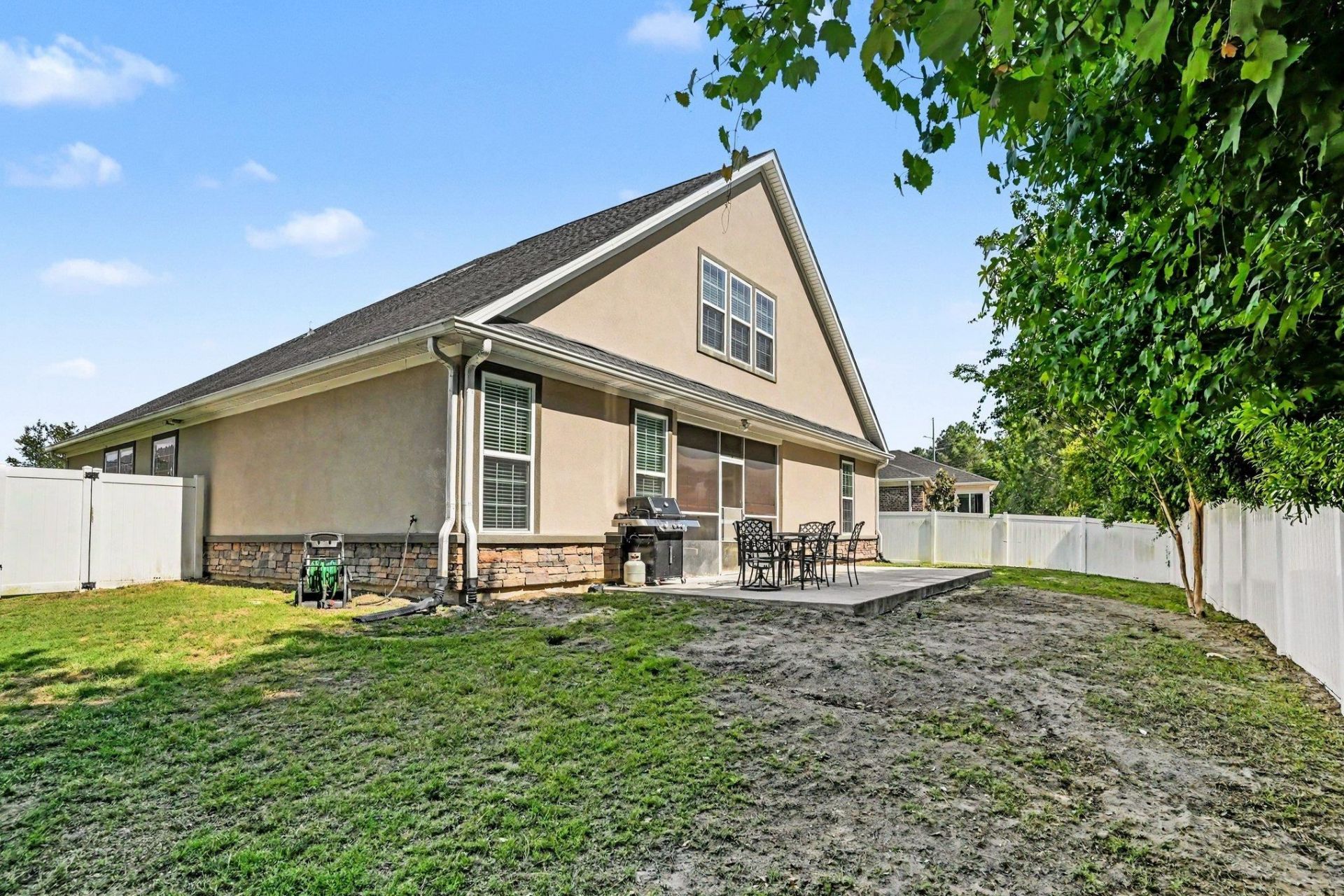 962 Henry James Dr. Photo 31