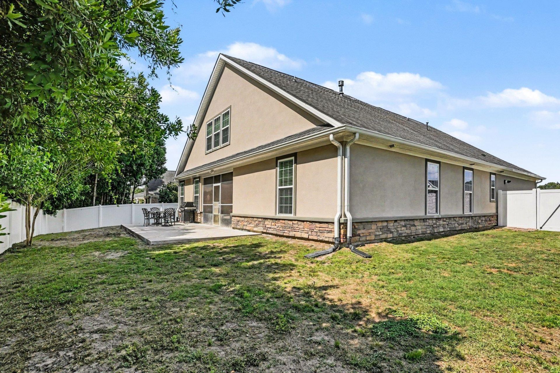 962 Henry James Dr. Photo 32