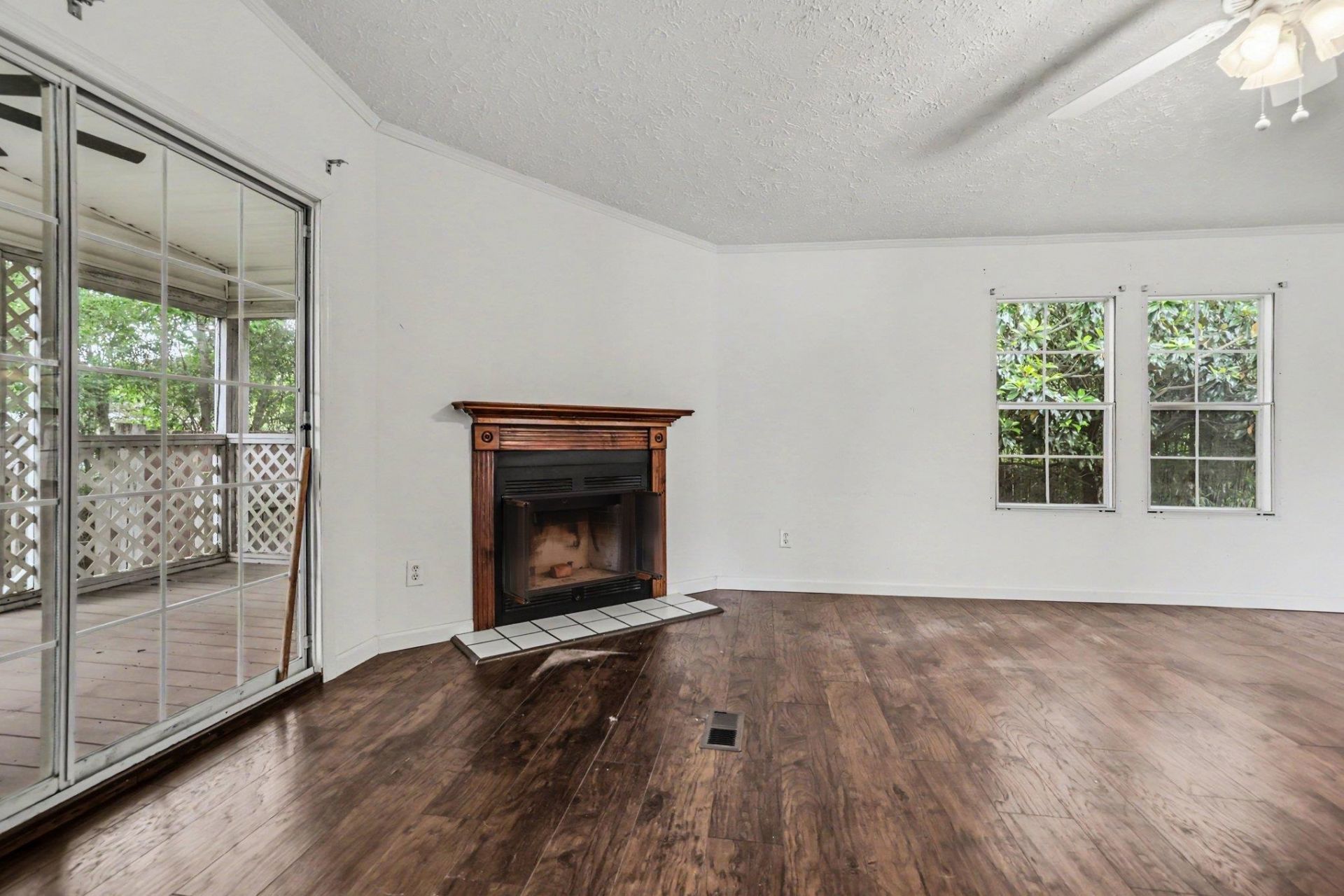 101 Cheston Ct.  Photo 25