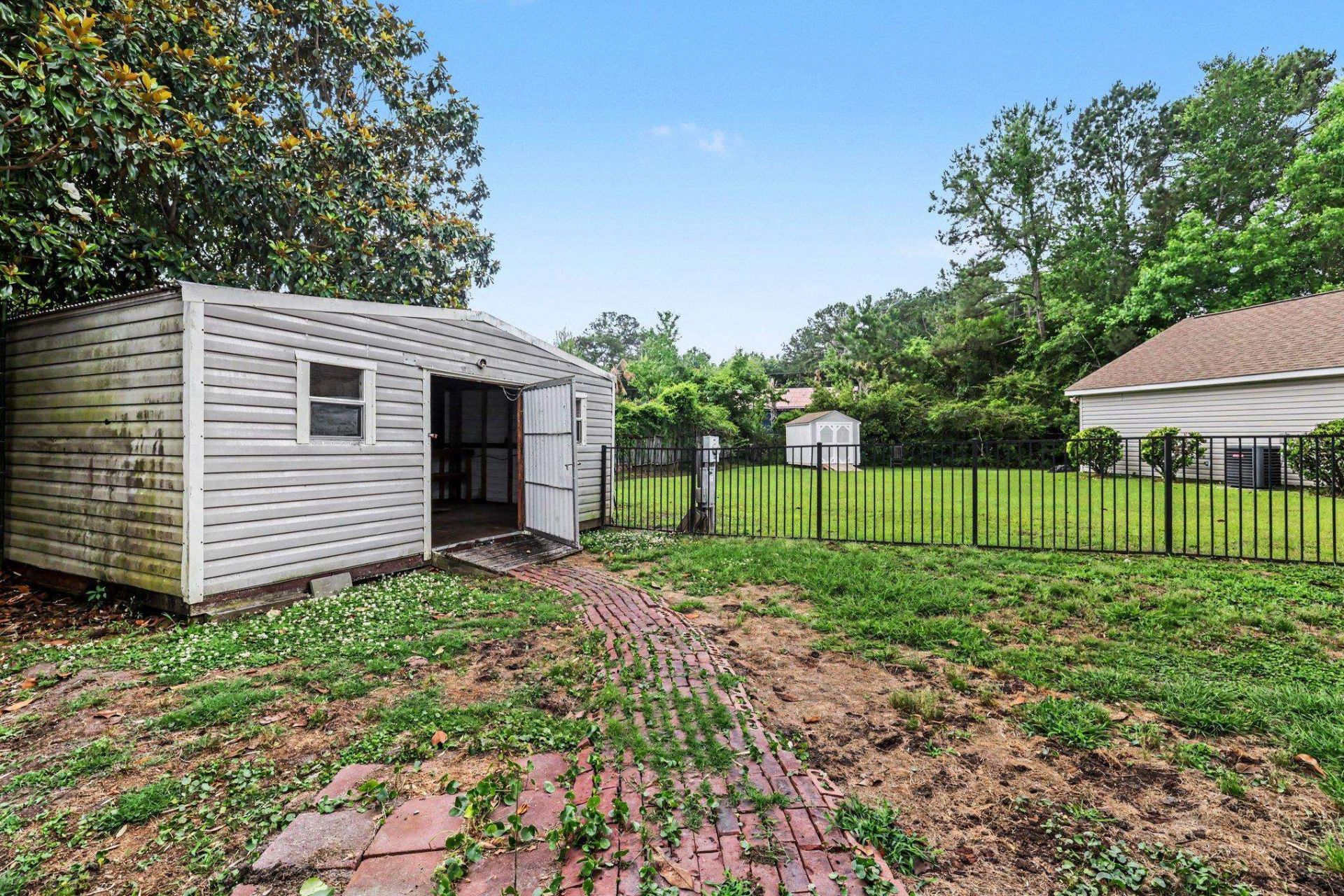 101 Cheston Ct.  Photo 35