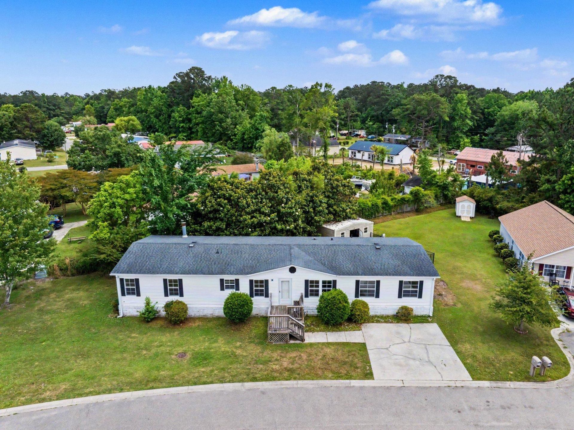 101 Cheston Ct.  Photo 37