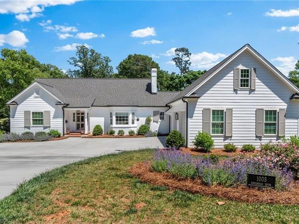 1005 Englewood Drive, Winston-Salem, NC 27106
