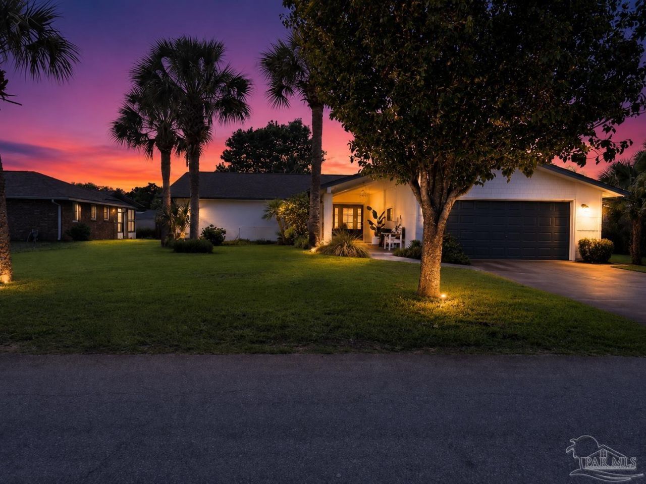 1143 Park Ln, Gulf Breeze, FL 32563 Main Photo