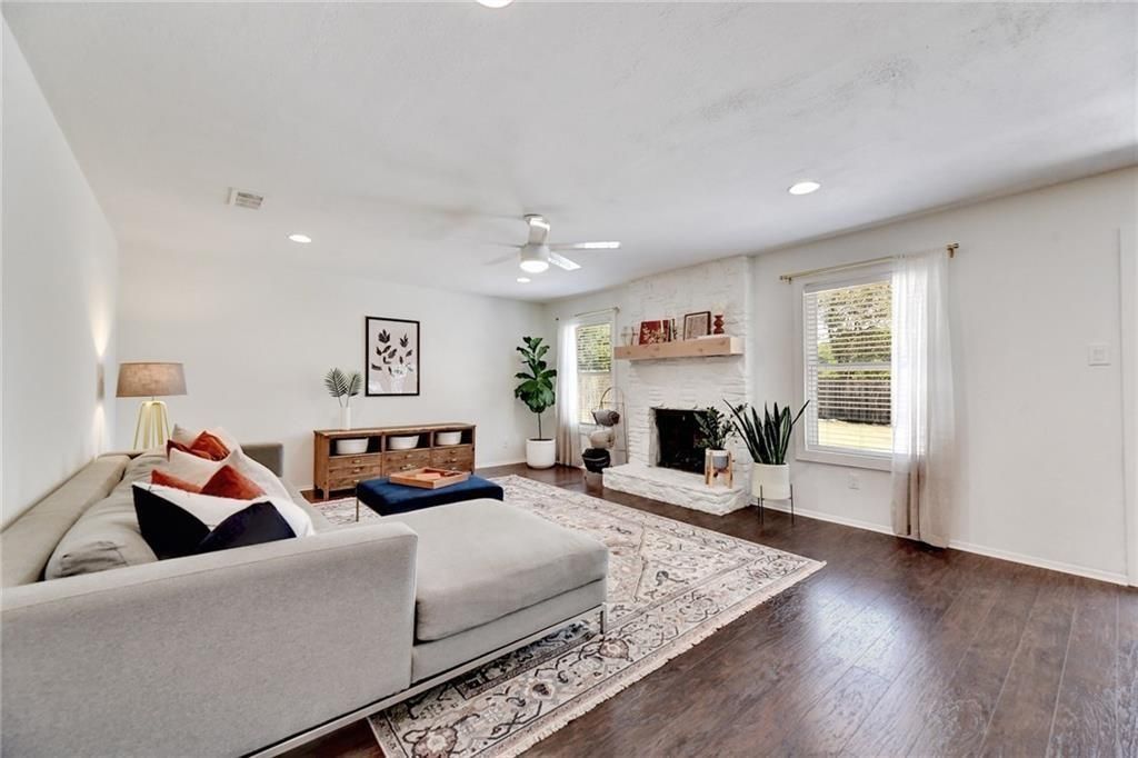 8308 Roan Ln, Austin, TX 78736 Main Photo