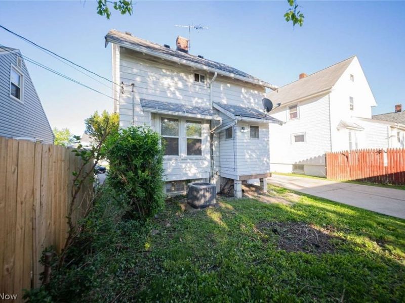 1524 E 221st Street, Euclid, OH 44117 Photo 24