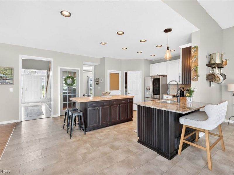 37830 Stoney Lake Drive, North Ridgeville, OH 44039 Photo 4
