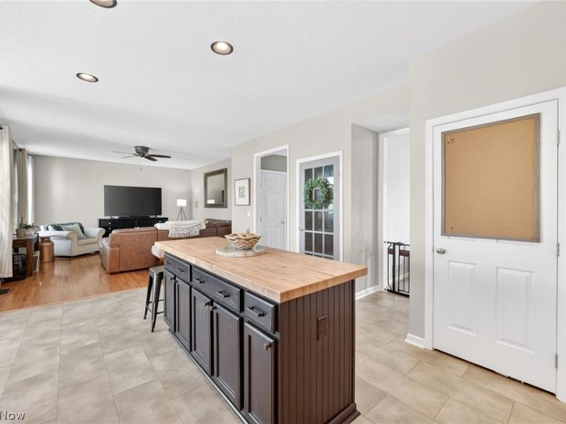 37830 Stoney Lake Drive, North Ridgeville, OH 44039 Photo 8