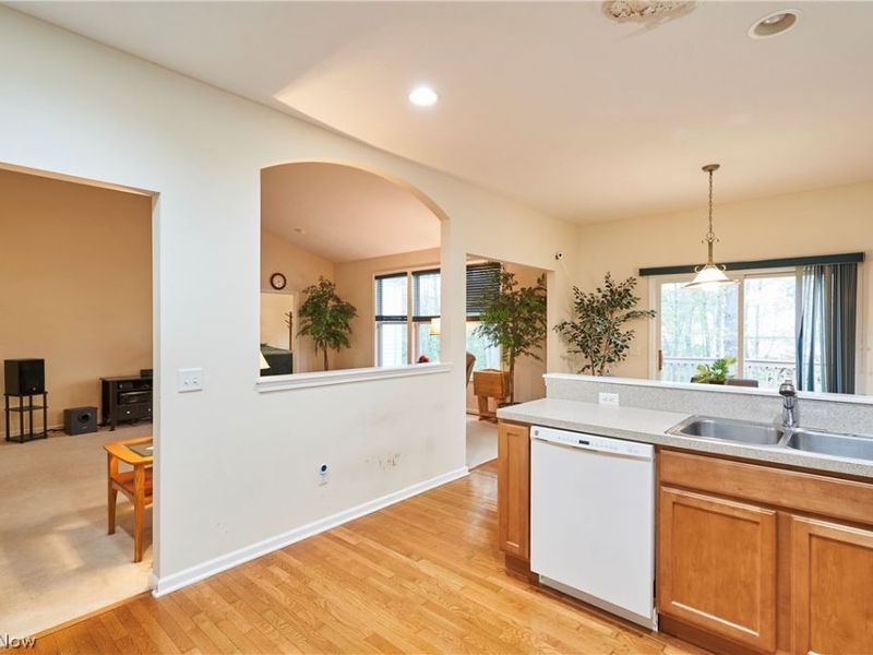 1096 Venice Court, Macedonia, OH 44056 Photo 24