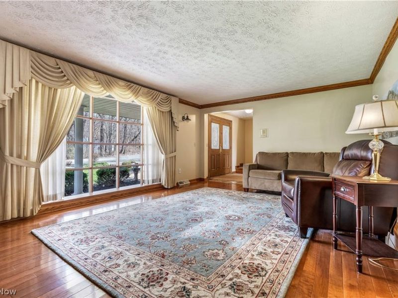 3680 Timber Lake Street NW, Uniontown, OH 44685 Photo 4