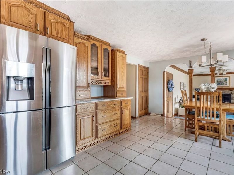 3680 Timber Lake Street NW, Uniontown, OH 44685 Photo 7