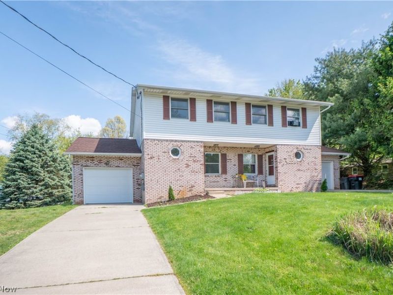 3615-3617 Mount Pleasant Street NW, North Canton, OH 44720 Photo 2