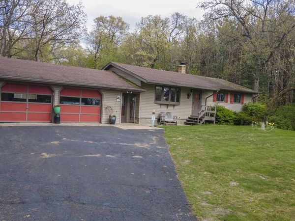 N4106 9TH LANE, Hancock, WI 54943