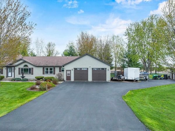9816 LINCOLN AVENUE, Marshfield, WI 54449