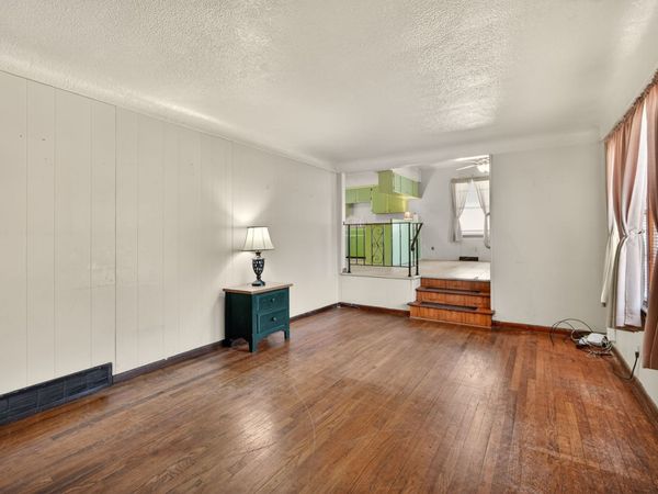 3022 S Union Street, Des Moines, IA 50315