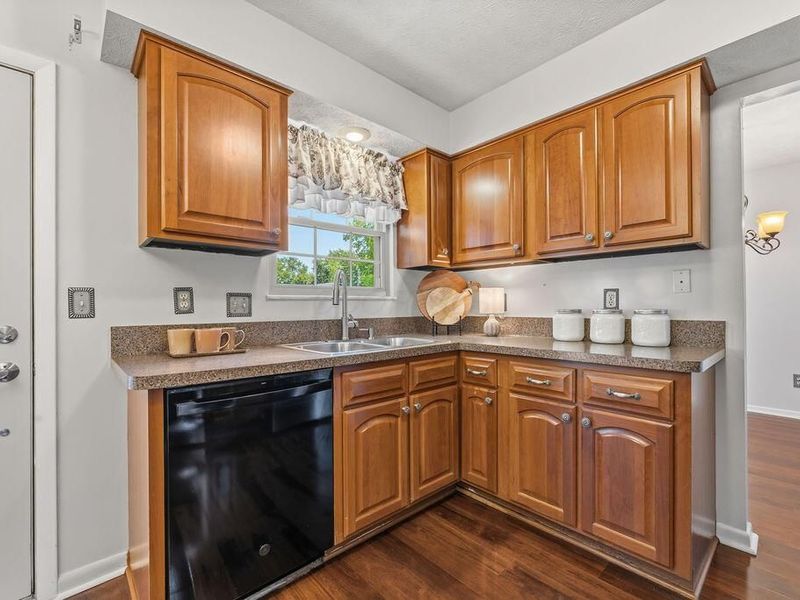 514 Hawthorne Place , Reynoldsburg, OH 43068 Photo 14