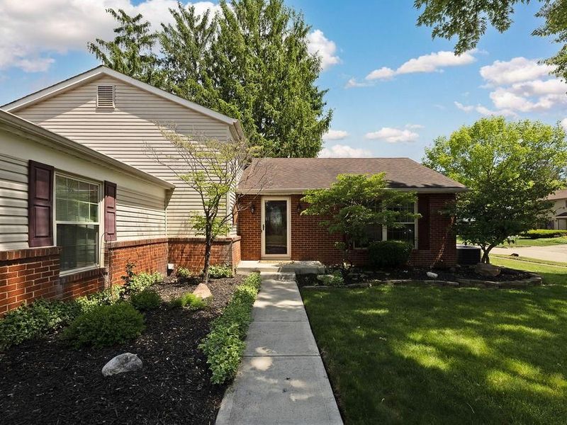 514 Hawthorne Place , Reynoldsburg, OH 43068 Photo 3