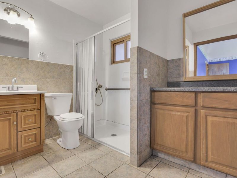 3784 E Deshler Avenue , Columbus, OH 43227 Photo 12