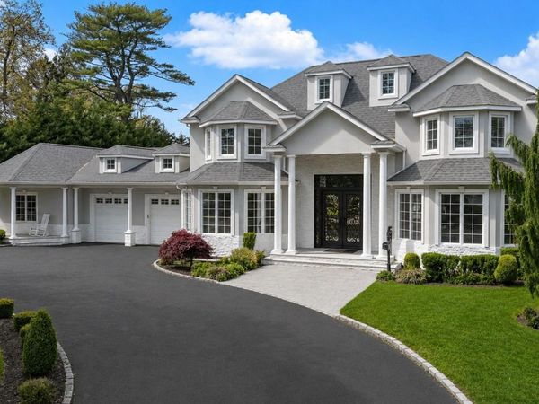 68 Maple Avenue , Bethpage, NY 11714