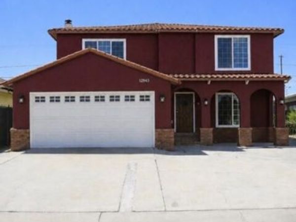 15513 S Tarrant Avenue, Los Angeles, CA 90220
