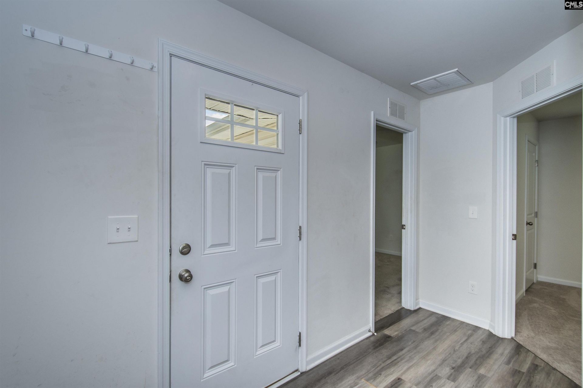 1832 Guadalupe Court  Photo 6