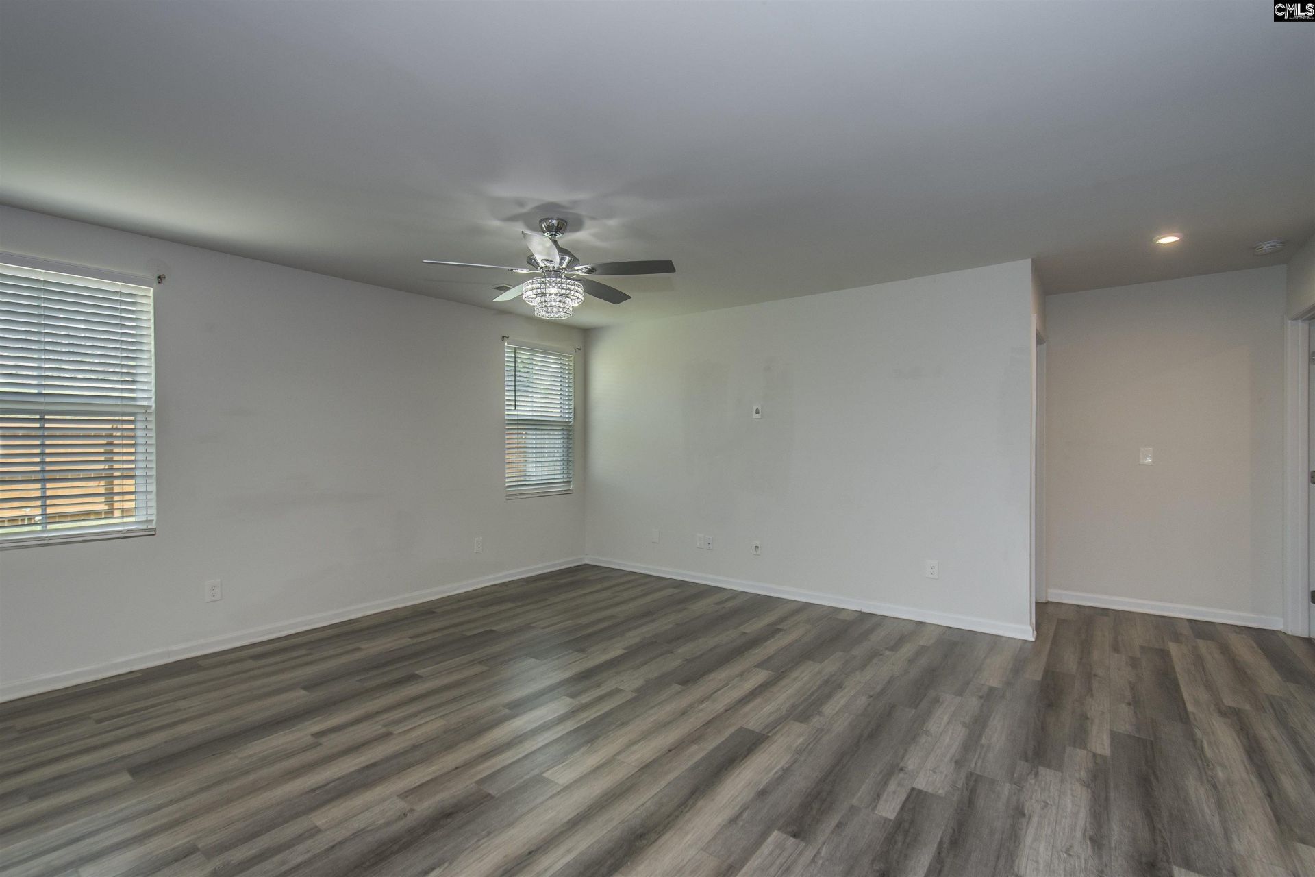 1832 Guadalupe Court  Photo 9