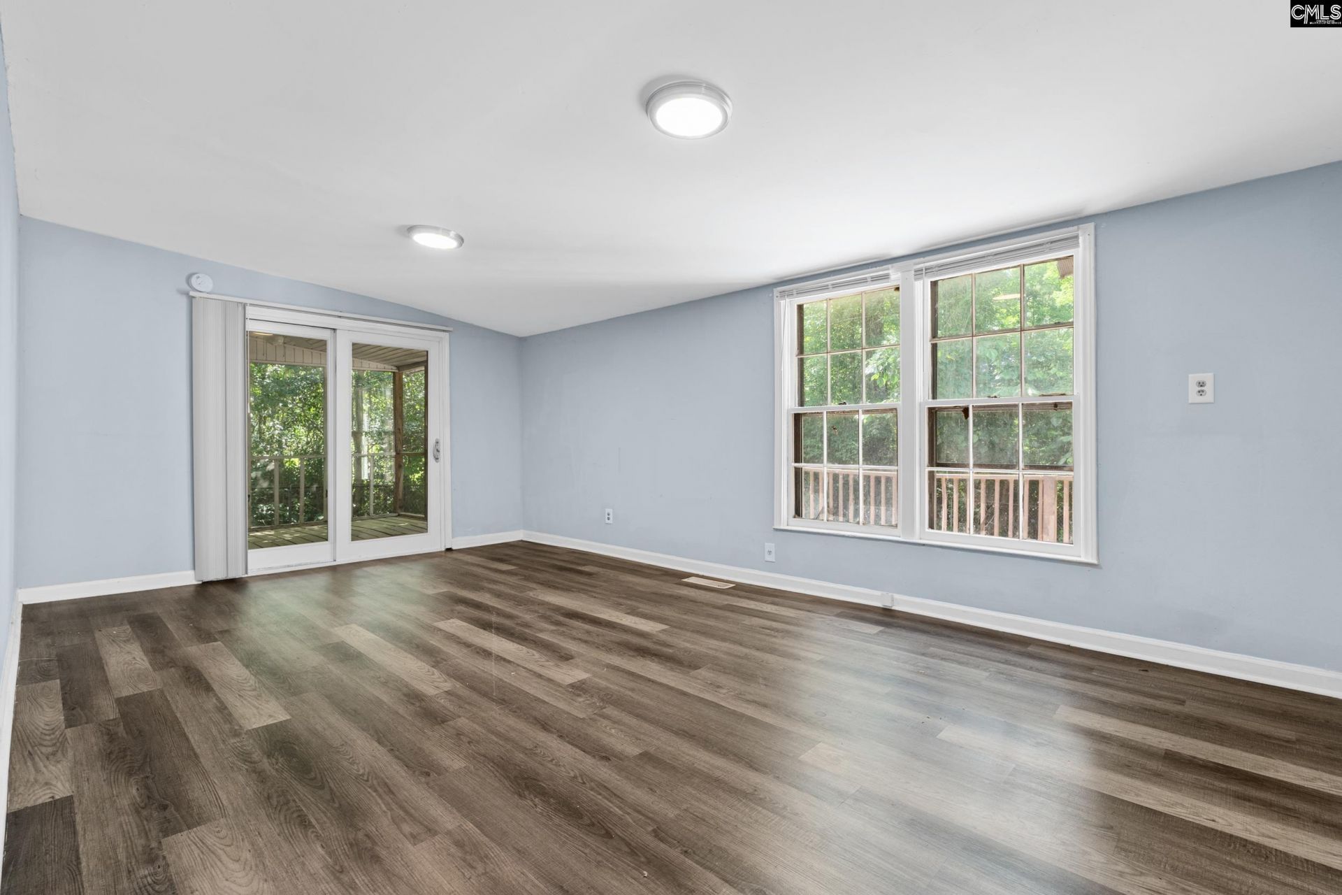 259 Woodwinds Drive Photo 11