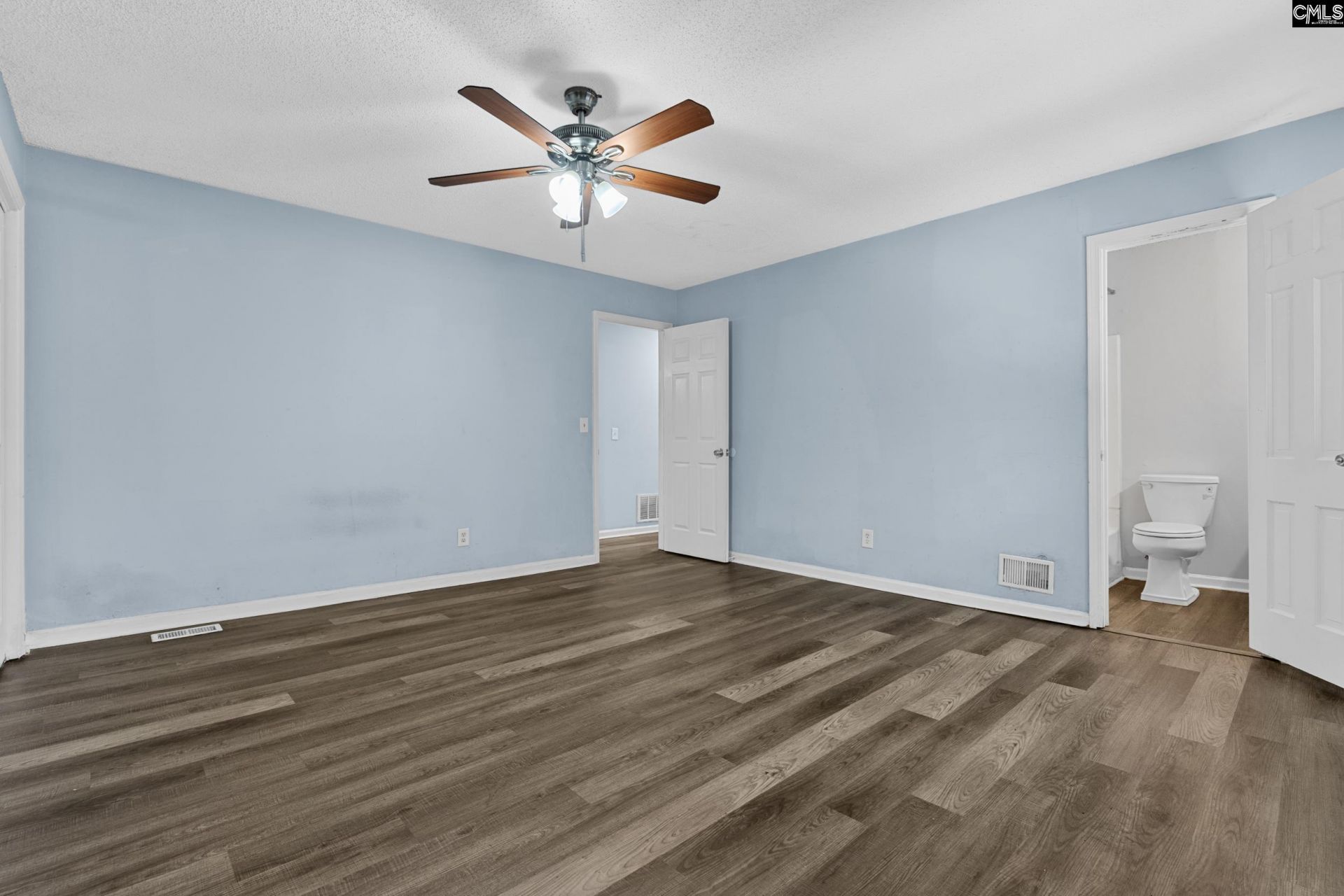 259 Woodwinds Drive Photo 18