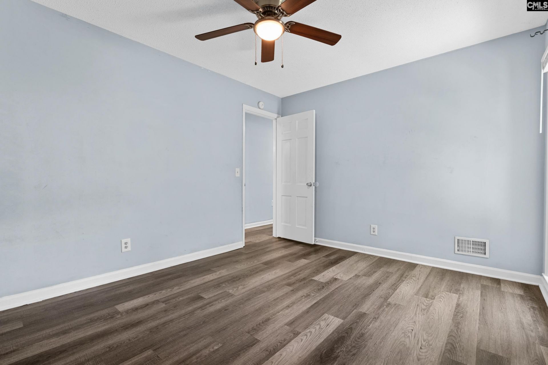 259 Woodwinds Drive Photo 27
